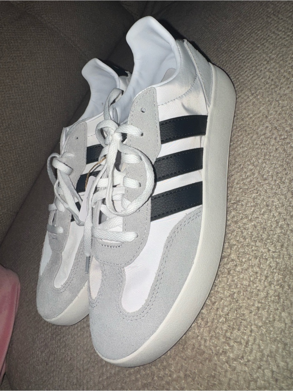adidas White and Black Court Sneakers Men’s 7, Women’s 8.5